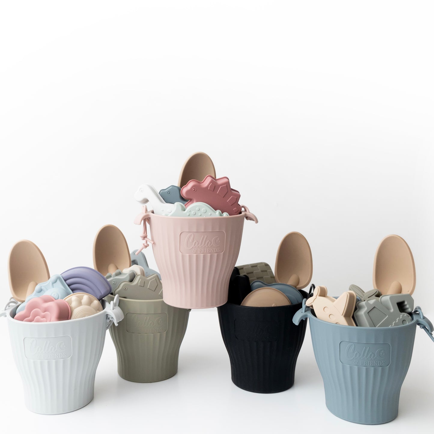 BLACKOUT & BOLT Silicone Beach Toy Set