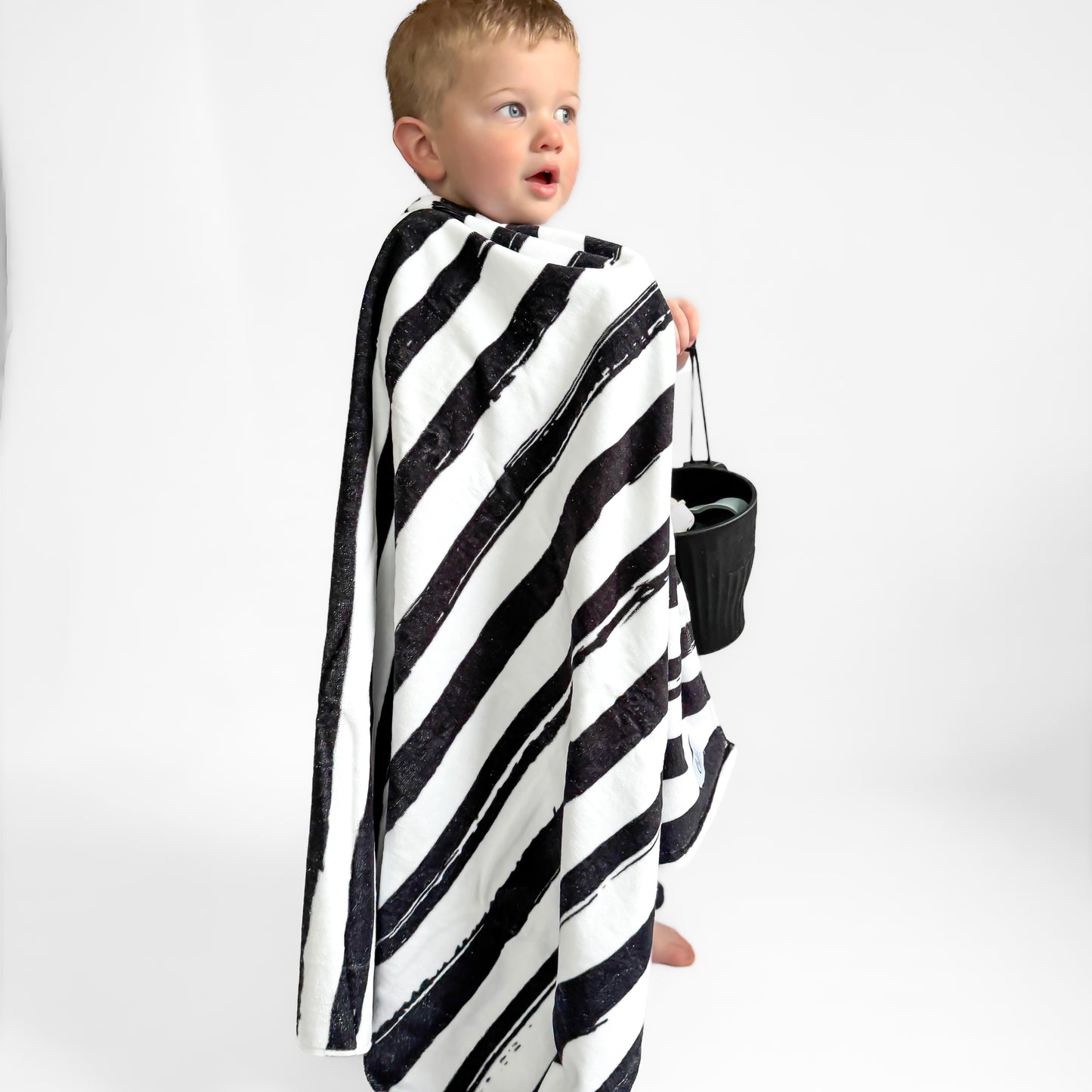 The Kenzie Beach Towel - Brush Stripes