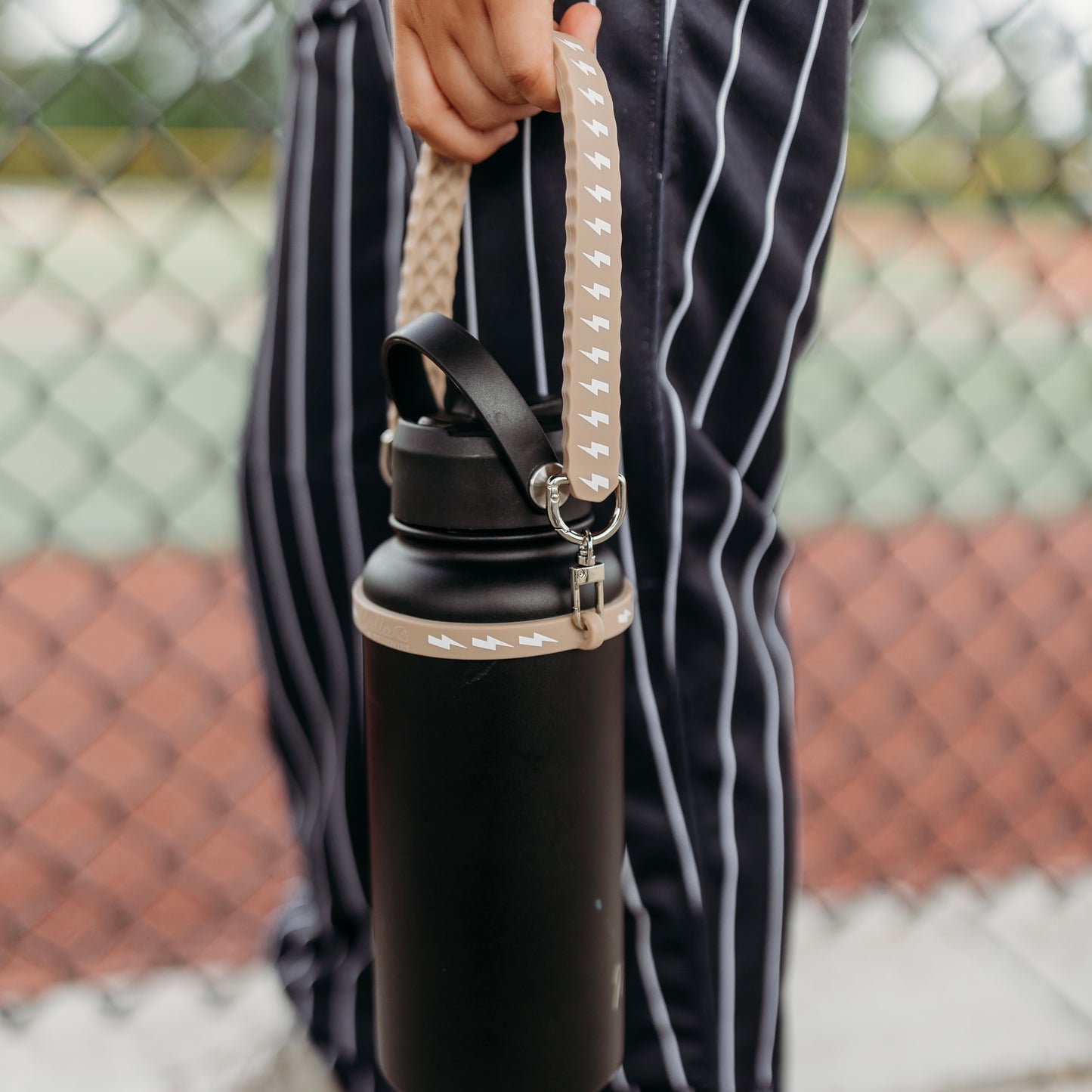 The HydraHandle - Bolt