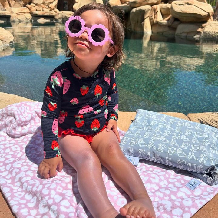 The Kenzie Beach Towel - Leopard