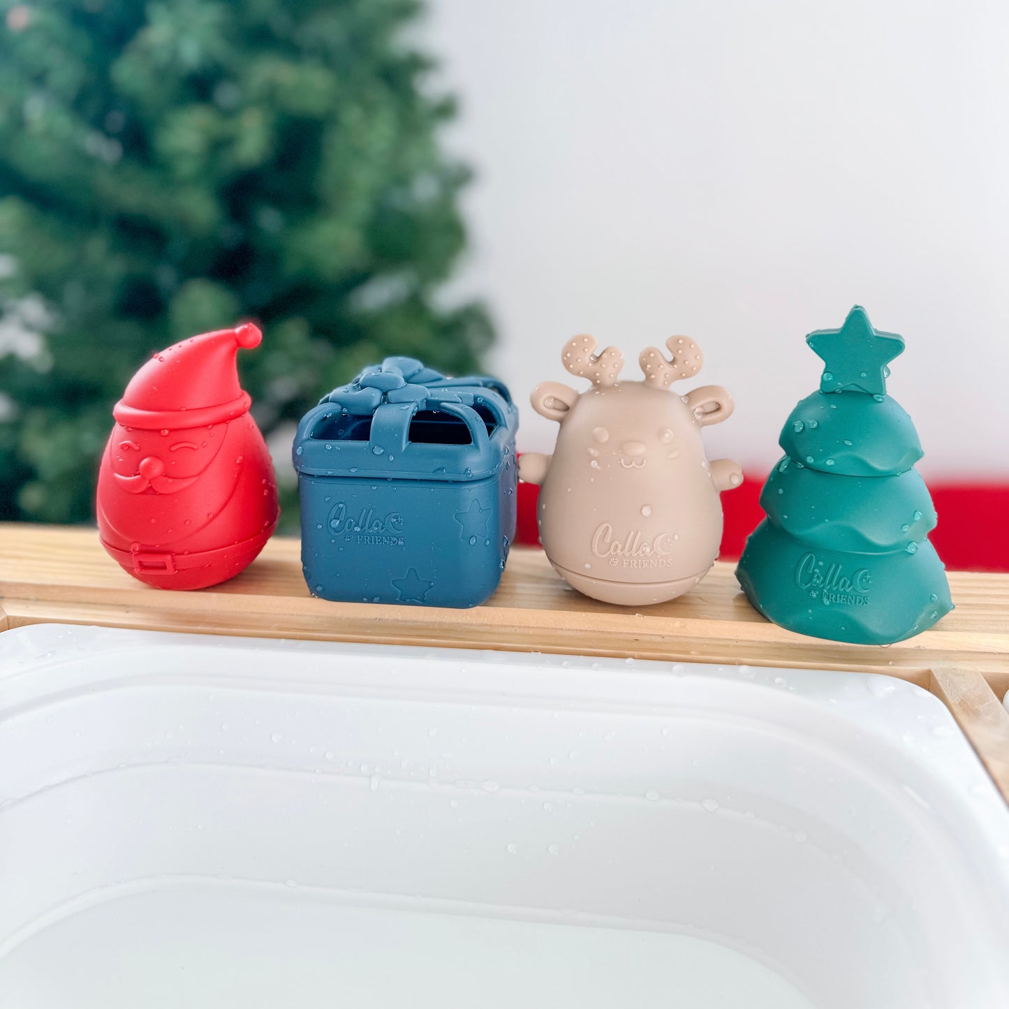 Holly Jolly Bath Toys