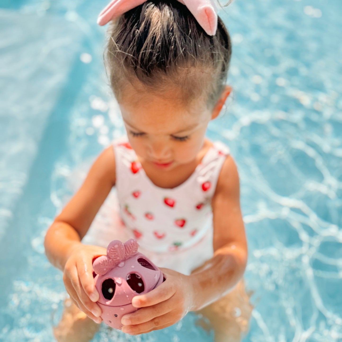Strawberry Patch Bath Toys