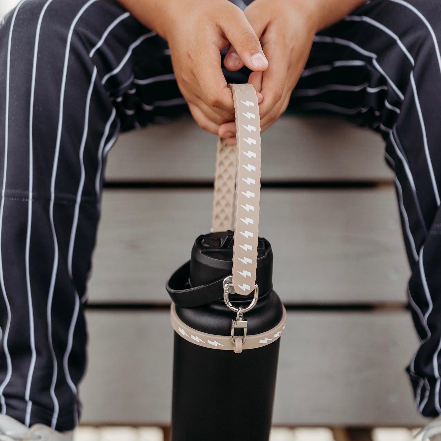 The HydraHandle - Bolt