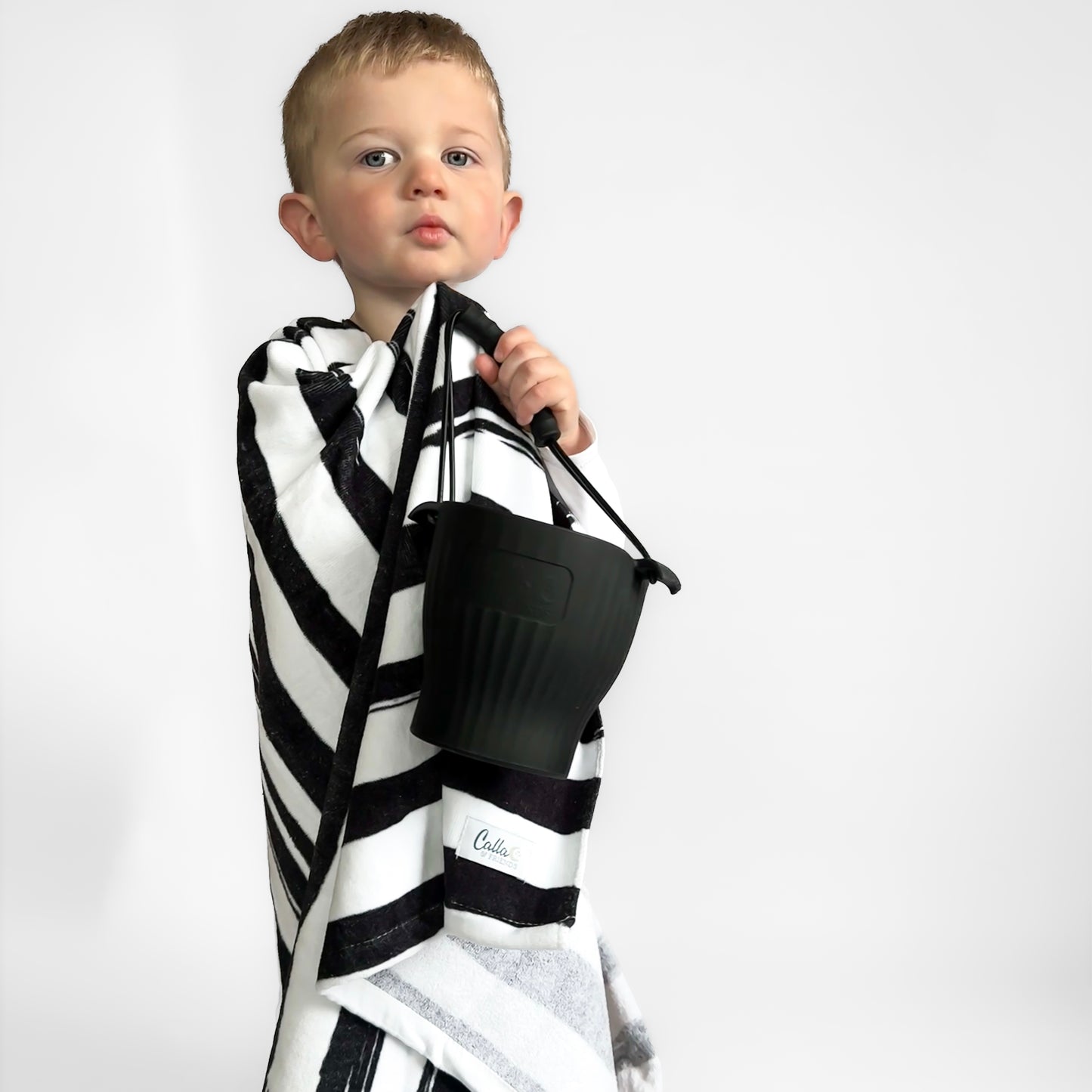 BLACKOUT & BOLT Silicone Beach Toy Set