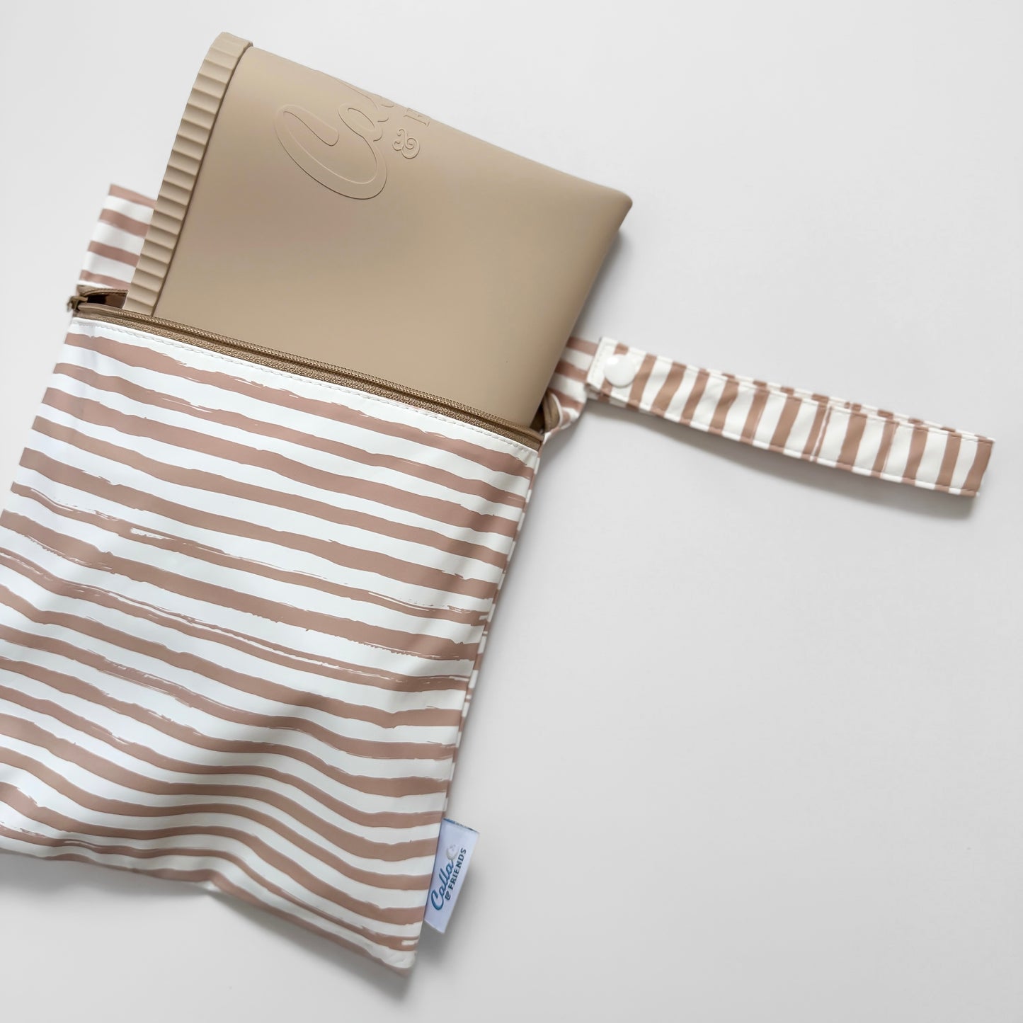 The Tidy Traveler - Solid Placemat Set