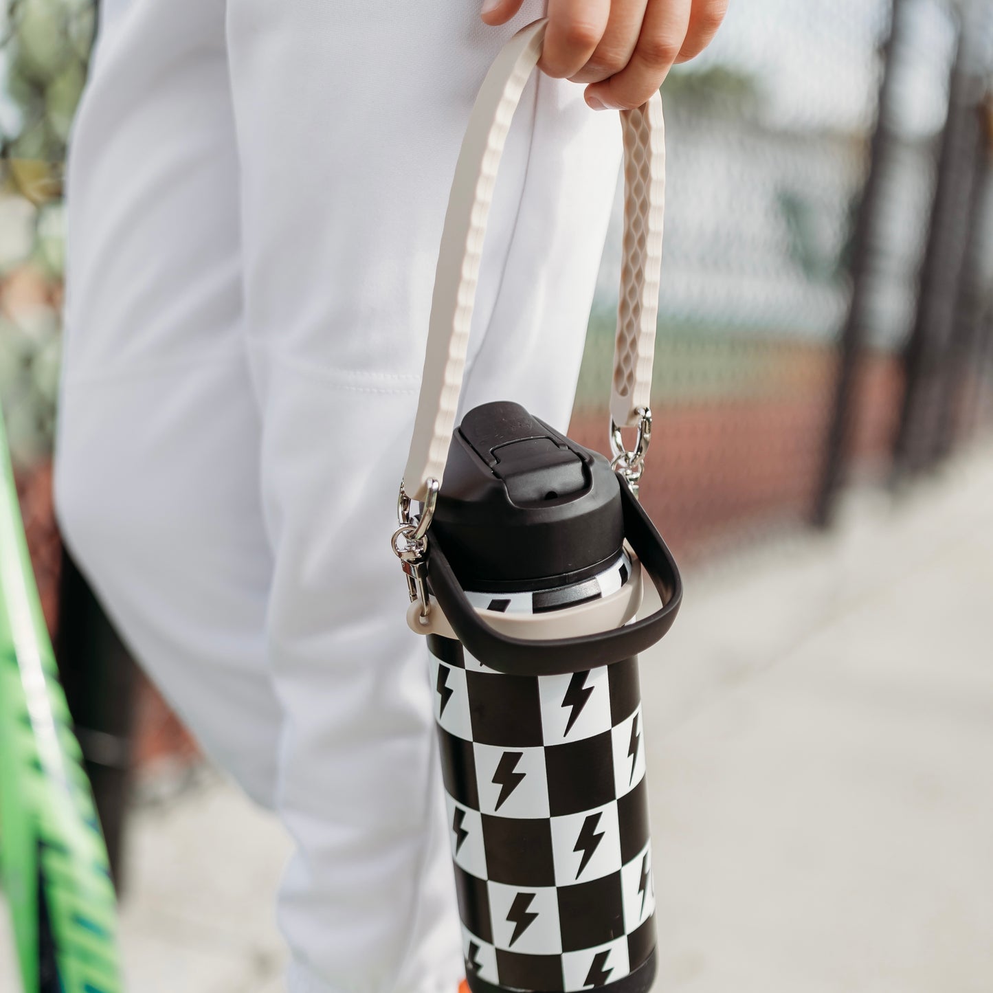 The HydraHandle - Solid